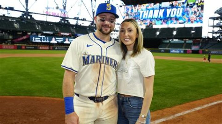 Cal Raleigh Wife: Unveiling the Seattle Mariners Star's Heartwarming Family News