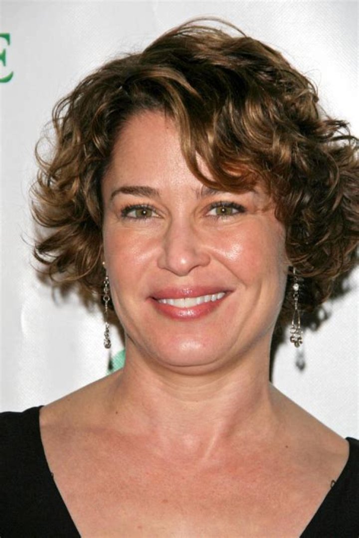 Discover Julie Warner: The American Actress Behind Beloved Characters
