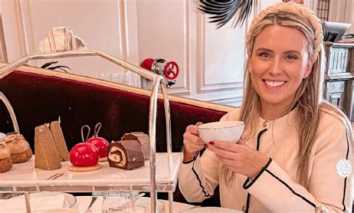 Hannah Ricketts Disney Adventures: A British Vlogger's Magic Touch