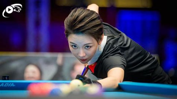 Pan Xiaoting Livestream Video: A Closer Look at the Pool Queen's Online World