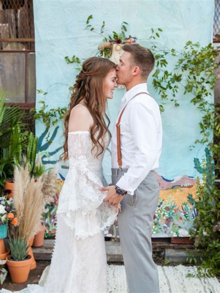 Uncovering the Truth About Lauren Daigle Husband: What Fans Are Asking